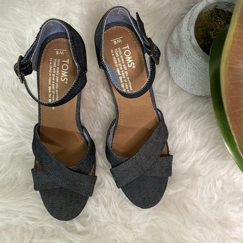 TOMS Sienna Wedge - Picture 6 of 14